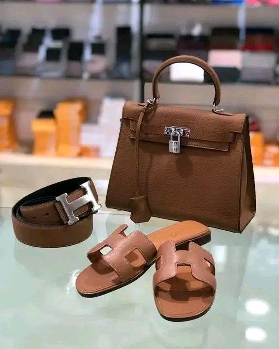 Conjunto Caramelo 3 Peças — Bolsa Kelly + Cinto + Sandálias